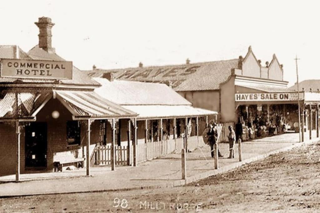 The Commercial Quarters Hotel Millthorpe Exterior foto